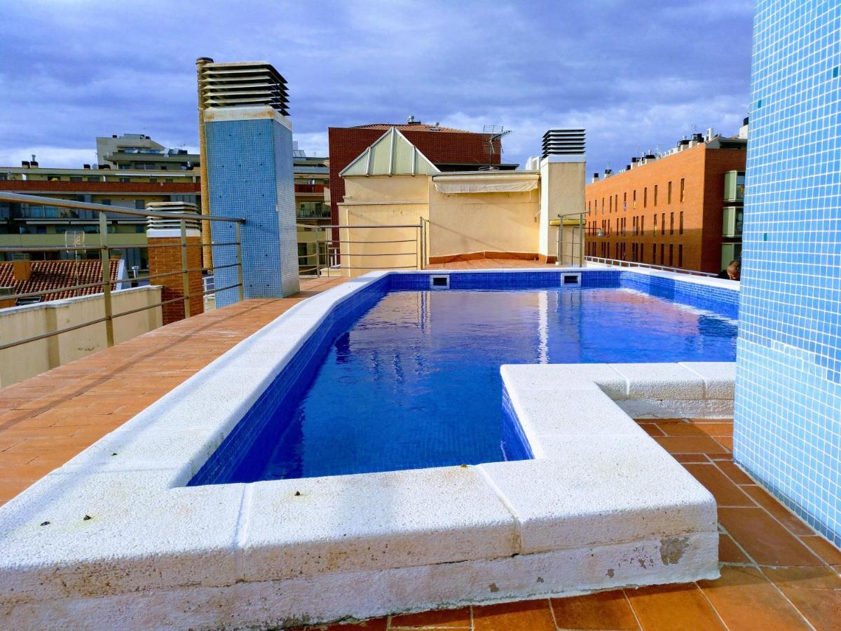 Appartement Piscina En Centro De Terrassa Extérieur photo